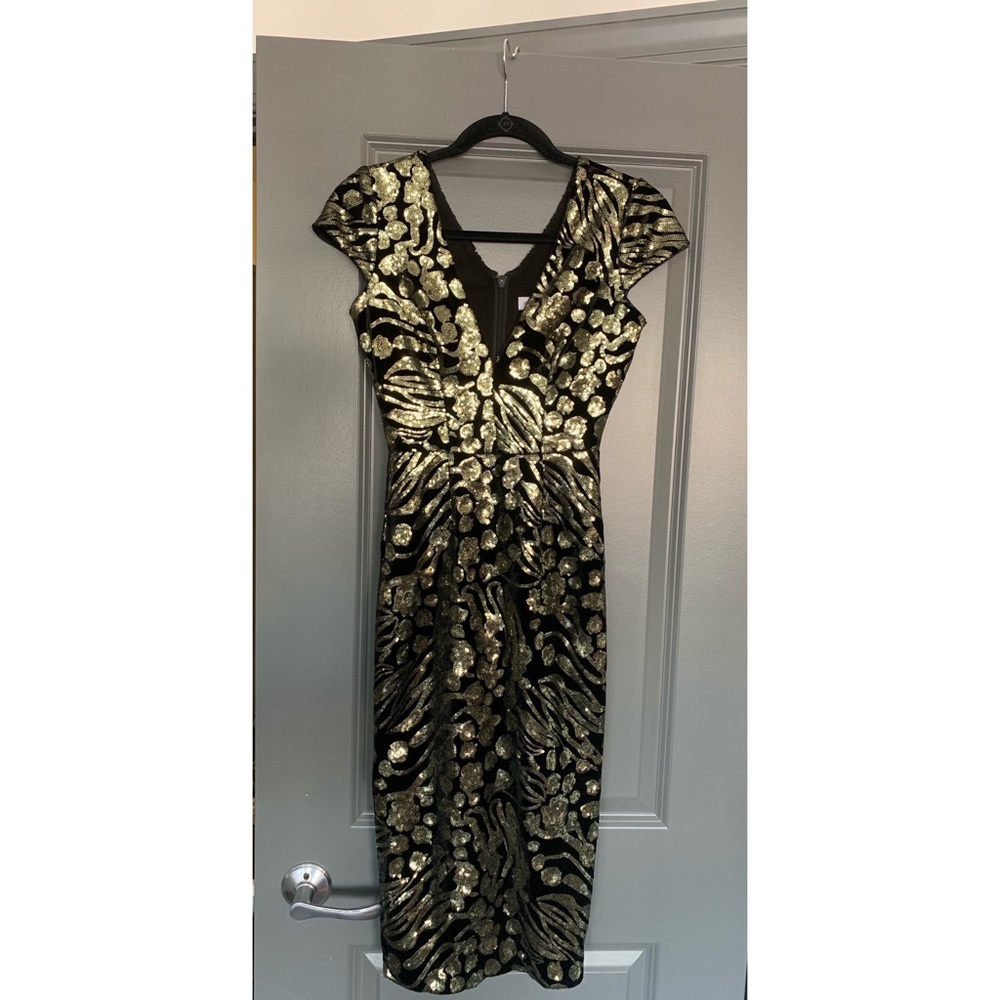 Dress The Population Gold & Black Sequin dress